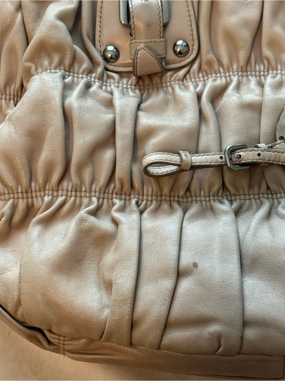 Prada Nappa Gaufré Convertible Satchel Bag in Cameo Beige with Crossbody Strap - Picture 6 of 16